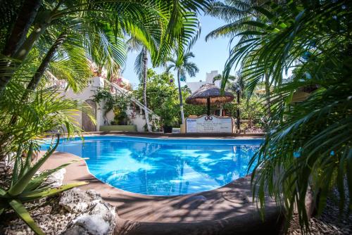 Aventura Mexicana Hotel – Playa del Carmen, TX