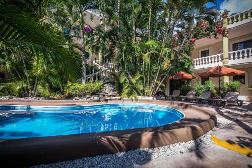 Aventura Mexicana Hotel – Playa del Carmen, TX