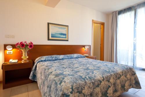 Hotel Idania - image 6