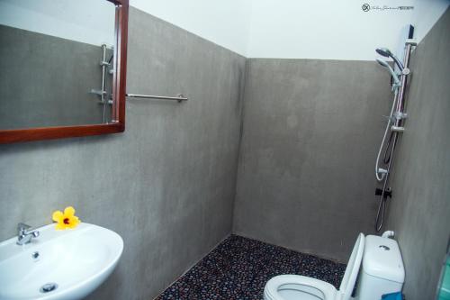 Double Room with Garden View image 1