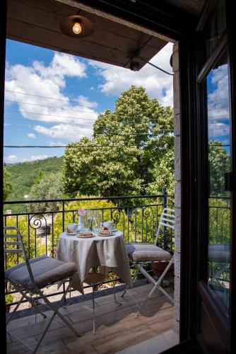 주변 환경, Roptro in 아노 라베니아