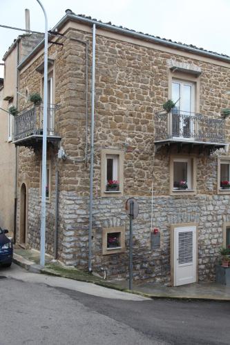  Chiarastella Rooms in Villafrati