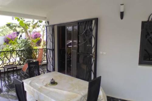 Iekārtas, BELLE VILLA PROCHE BORD DE MER in Ngaparou