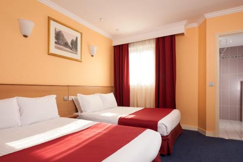 Grand Hôtel Amelot - image 11