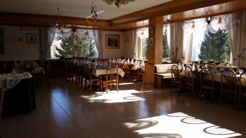 餐廳, 貝拉維斯塔旅館 (Albergo Bellavista) in 費拉斯帕多拉 - 上科梅利科