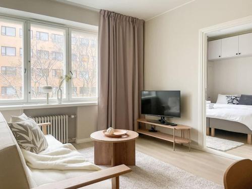 Central 1BR next to the park, Helsinky