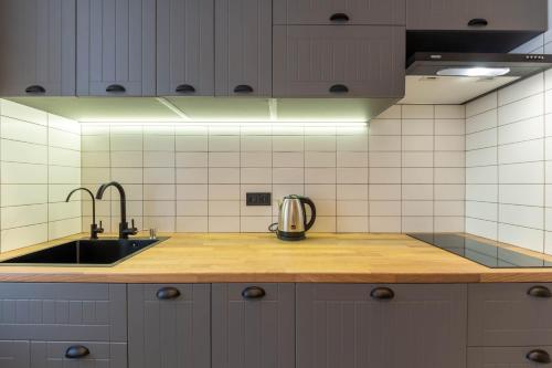DayFlat Apartments Klovska Area - image 5