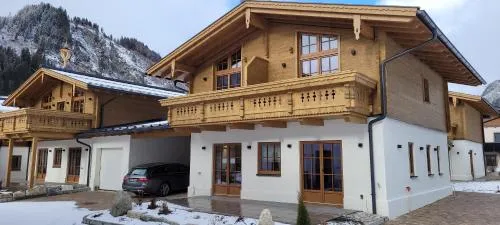 Hochalmbahnen Chalets 17W2, Schneerose, nahe Gondel in Rauris, Österreich