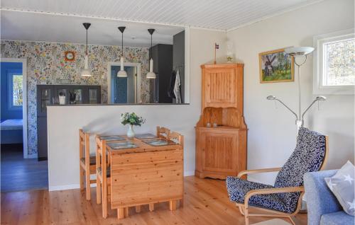 2 Bedroom Lovely Home In Jämjö (2 Bedroom Lovely Home In Jamjo) in 토르함
