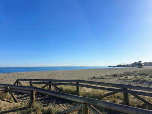 2260-Luxury villa with private pool and seaview - image 4