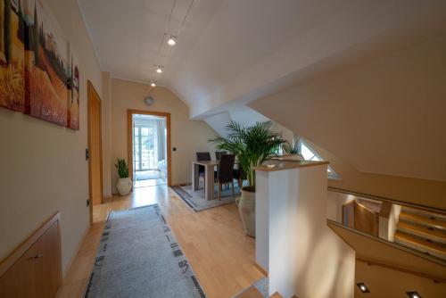 Apartment Tinney