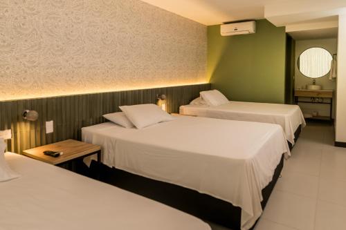 2 double beds, 1 twin bed