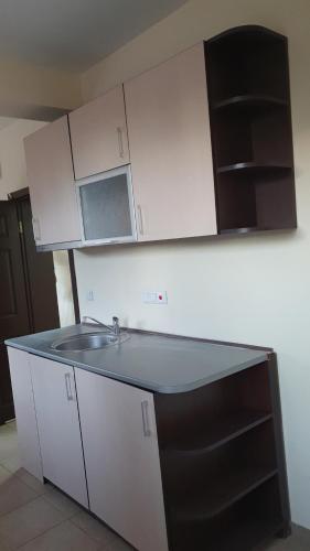 4 twin beds, 1 sofa bed