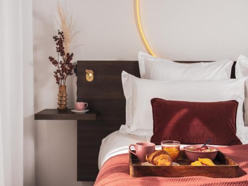 Seven Hotel - image 11