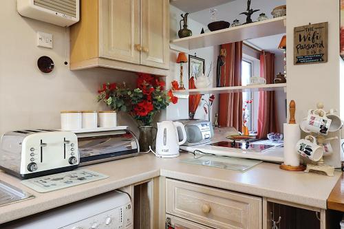 Whitestones in Central Wight