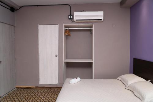 4 double beds