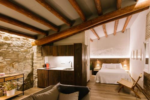 Konyha, La Caseta del Munt in Castelltercol