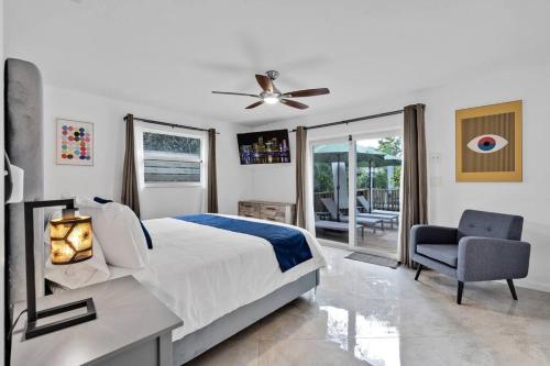 Waterfront Hidden Gem 4BR Heated Pool & Game Room in Fort Lauderdale, USA