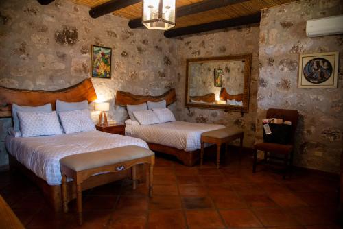 422291226 Nirvana Restaurant & Retreat