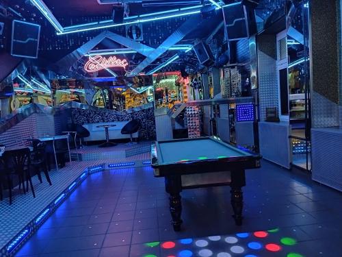 Hotel Cade - image 12