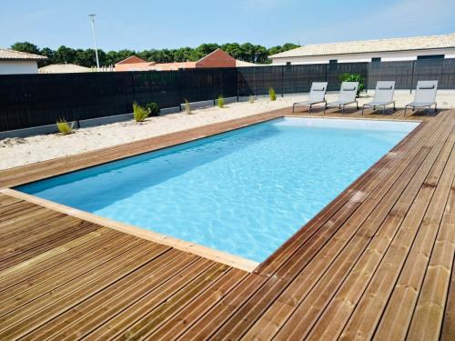 Peldbaseins, L'Océane Villa 8 pers. PISCINE CLIM WIFI océan (L'Oceane Villa 8 pers. PISCINE CLIM WIFI ocean) in Vensac