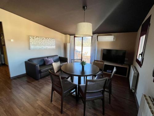 Can Morera Apartaments a Les Preses in 萊斯普雷塞斯