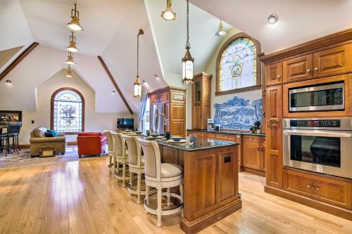 . Historic Guest House on Castle Kimble Estate!