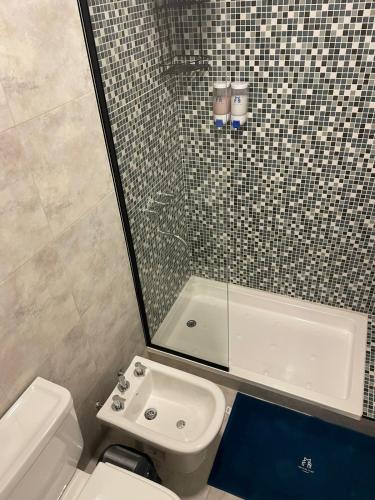 Studio Apartment image 4