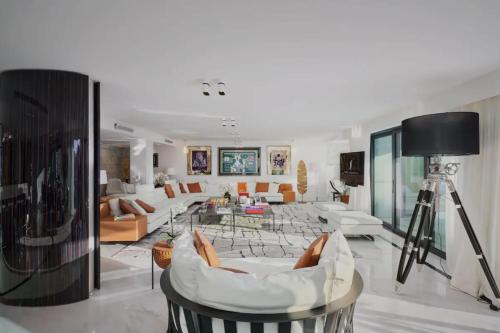 Luxurious 6BR12p apartment with terrace - First Croisette Cannes 300 - Location saisonnière - Cannes