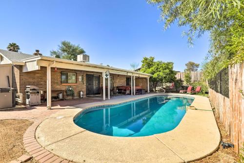 Pet-Friendly Tucson Home with Heated Pool and Hot Tub - image 9