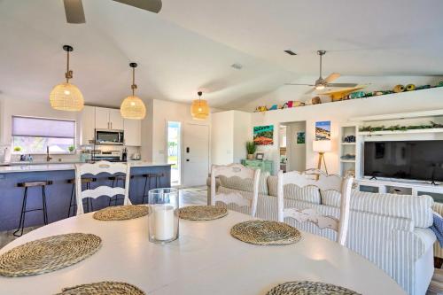 Swim, Fish and Boat Beachy Home in Cape Coral!, Cape Coral (fotografie 8)