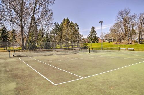 Modern Sturgeon Bay Home by Potawatomi State Park! - image 6