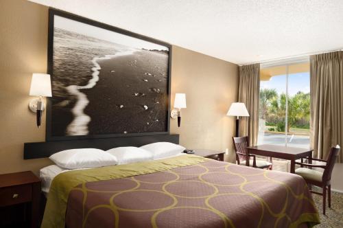 ซูเปอร์ 8 บาย วินด์แฮม ออมอนต์บีช (Super 8 By Wyndham Ormond Beach) in ออมอนต์บีช (FL)