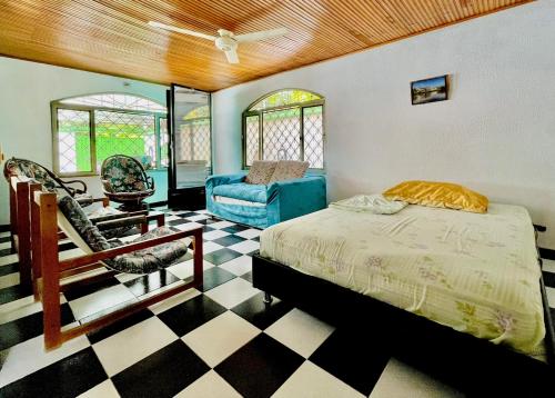 LA MANUELA- VILLA CON PISCINA PRIVADA in Ricaurte