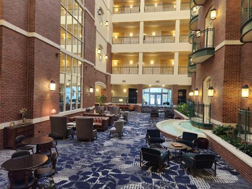 Hotel at Old Town near Great Plains Transportmuseum