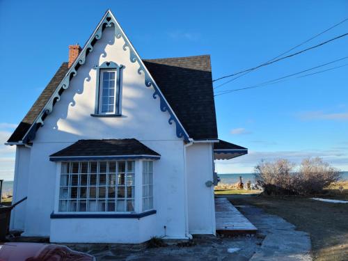 Maison du bord du fleuve à 5 min du centre ville