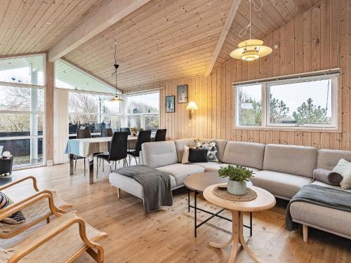 Three-Bedroom Holiday home in Hjørring 17