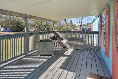 Pet-Friendly Cocoa Home with Covered Porch!