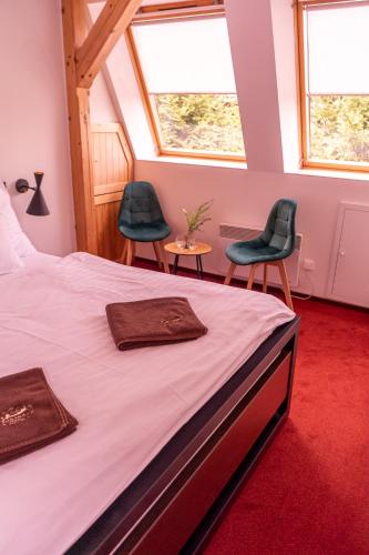 1 queen bed