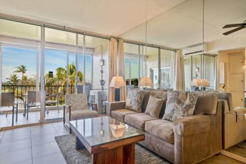 เมเนฮูน ชอร์ คอนโดมิเนียม (Menehune Shores Condominiums) in คีเฮ