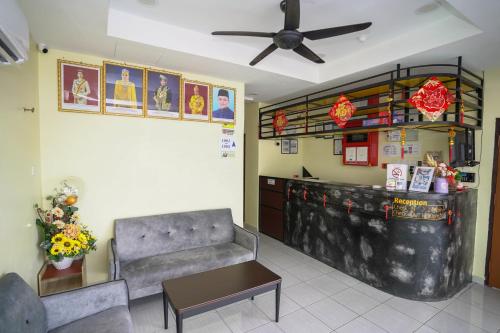 Exterior view, Gemilang Hotel  in Jenjarom
