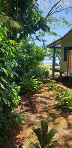 Are Tamareni 2BR Beach Cottage or River Studio