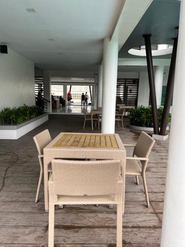 34 négyzetméteres, 2 hálószobás Apartman 1 fürdőszobával Lapuz területén (City Center - front of Iloilo Esplanade) near The Molo Mansion