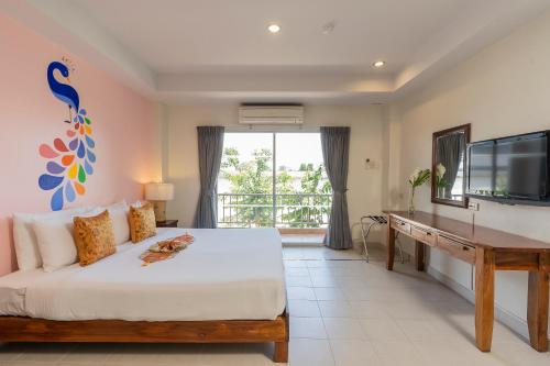 Standard Double Room image 4