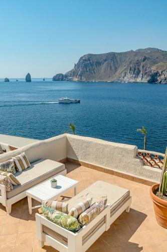 422415207 Therasia Resort Sea and SPA - The Leading Hotels of the World