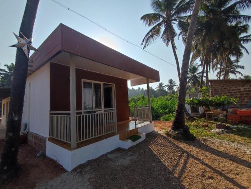 Coral Beach Cottage