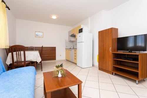 Apartment with Terrace image 10