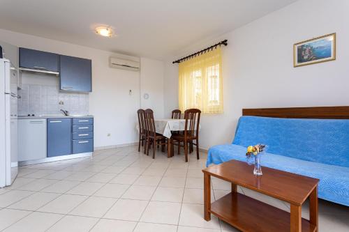Apartment with Balcony image 10