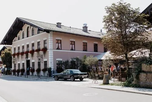Hirzinger - Gasthaus und Hotel in Riedering, Deutschland