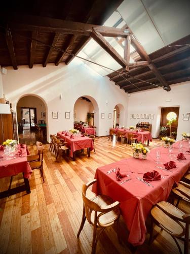 Restoran, Agriturismo Casale Montebello in Monteleone Di Spoleto